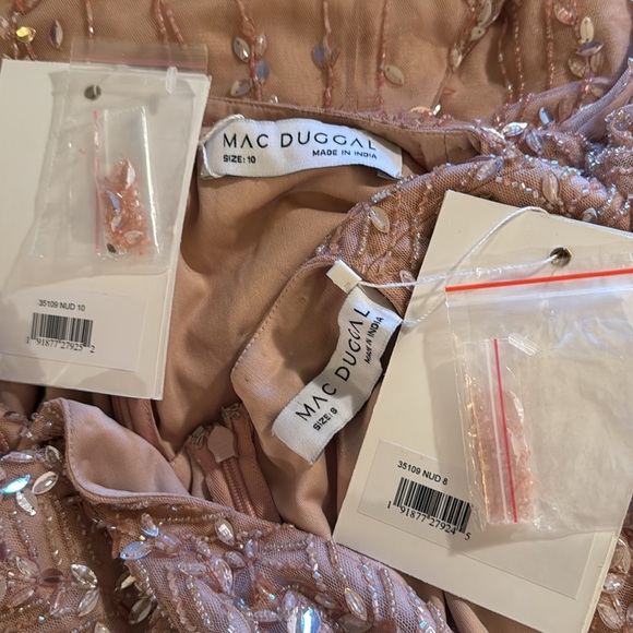 MAC DUGGAL
Embellished Flutter Sleeve Gown - Picture 15 of 17